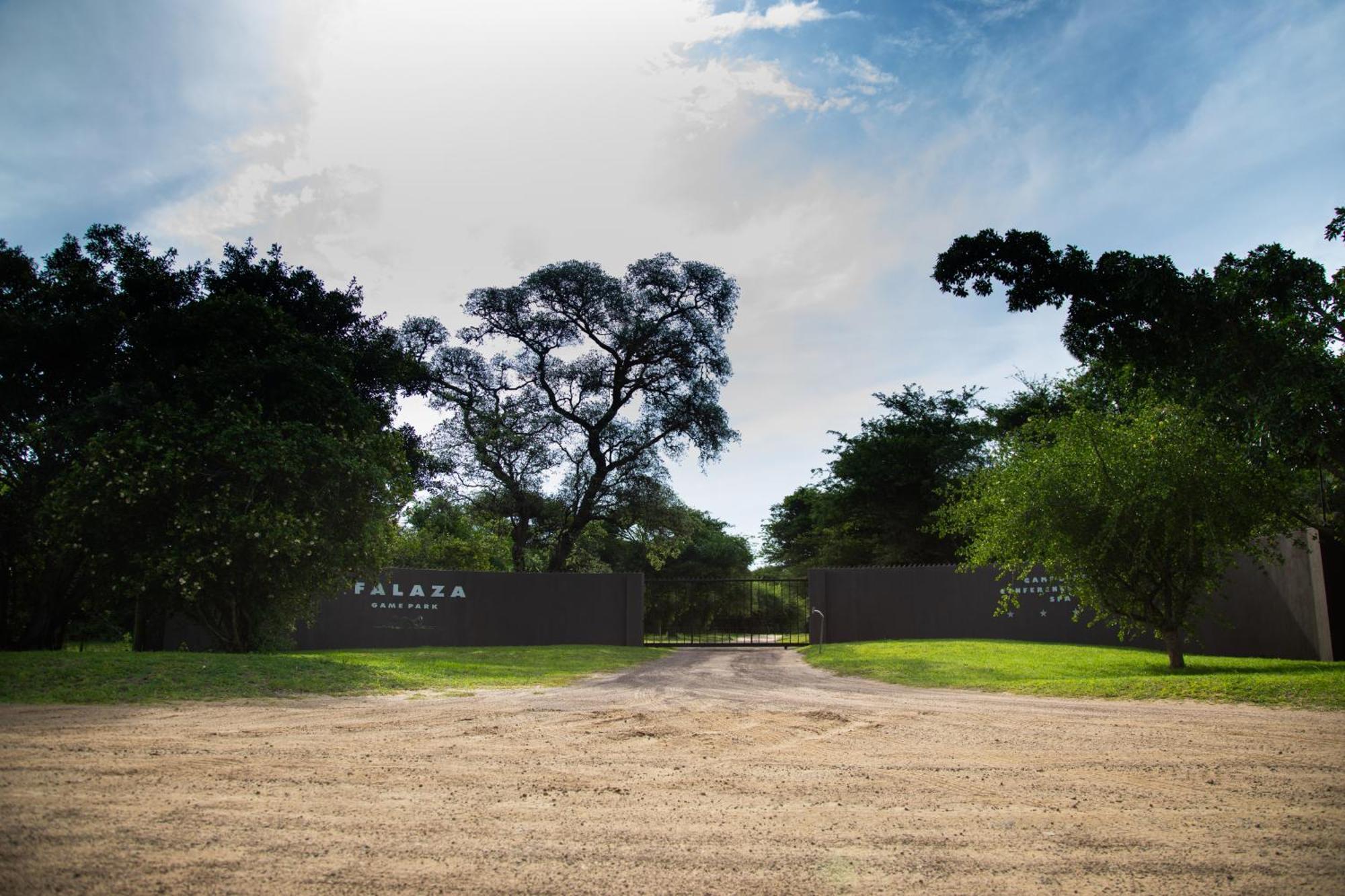 Falaza Game Park And Spa Hluhluwe Luaran gambar